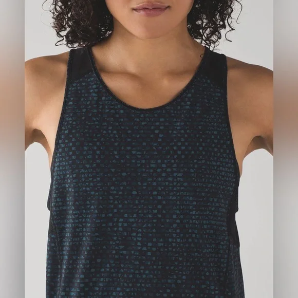 Lululemon Sculpt Tank II - Picture 4 of 7